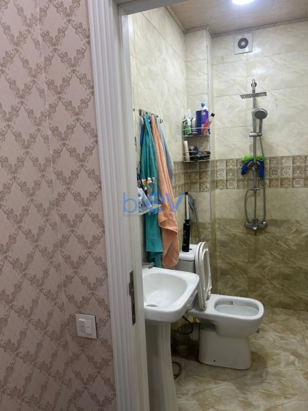 Aylıq Kirayə 2 otaqlı Köhnə Tikili bina evi  50m², Bakı