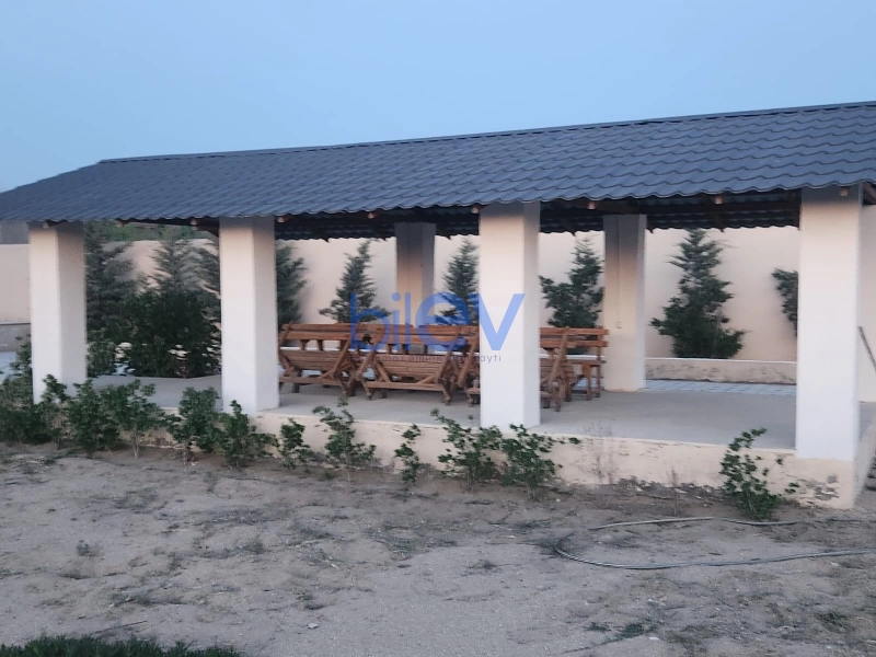 Günlük Kirayə 5 otaqlı Bağ evi  250m², Bakı