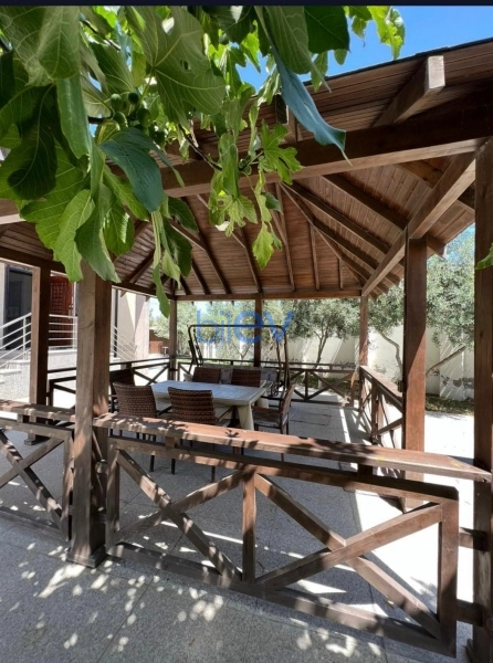 Günlük Kirayə 6 otaqlı Bağ evi  250m², Bakı