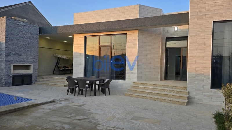 Aylıq Kirayə 5 otaqlı Bağ evi  180m², Bakı