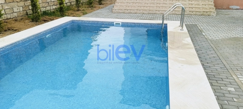 Günlük Kirayə 3 otaqlı Bağ evi  140m², Bakı