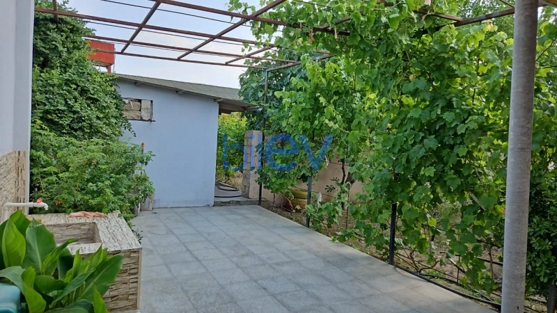 Aylıq Kirayə 5 otaqlı Bağ evi  250m², Bakı