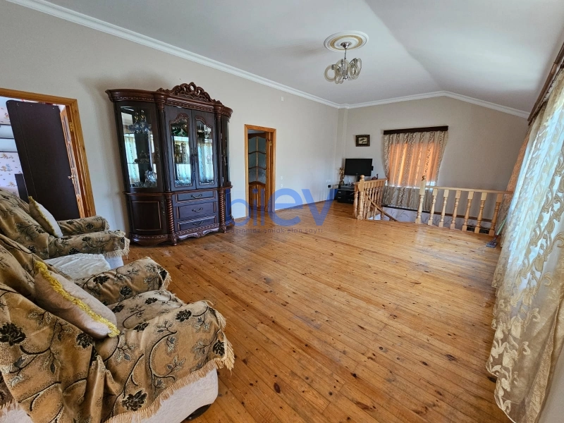Aylıq Kirayə 5 otaqlı Bağ evi  250m², Bakı