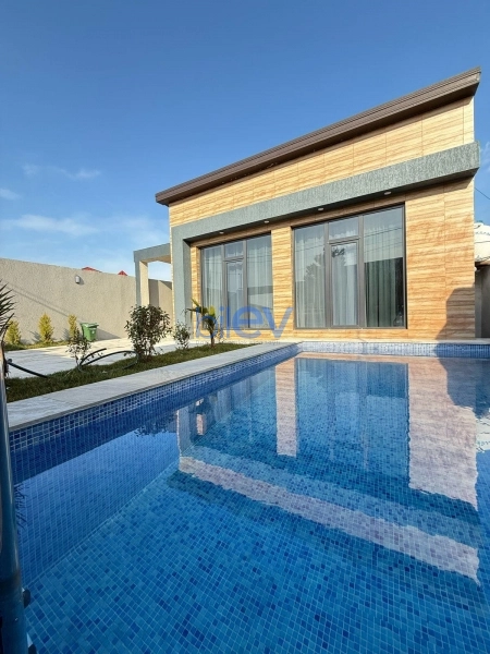Günlük Kirayə 3 otaqlı Bağ evi  150m², Bakı