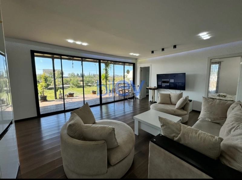 Günlük Kirayə 3 otaqlı Bağ evi  100m², Bakı