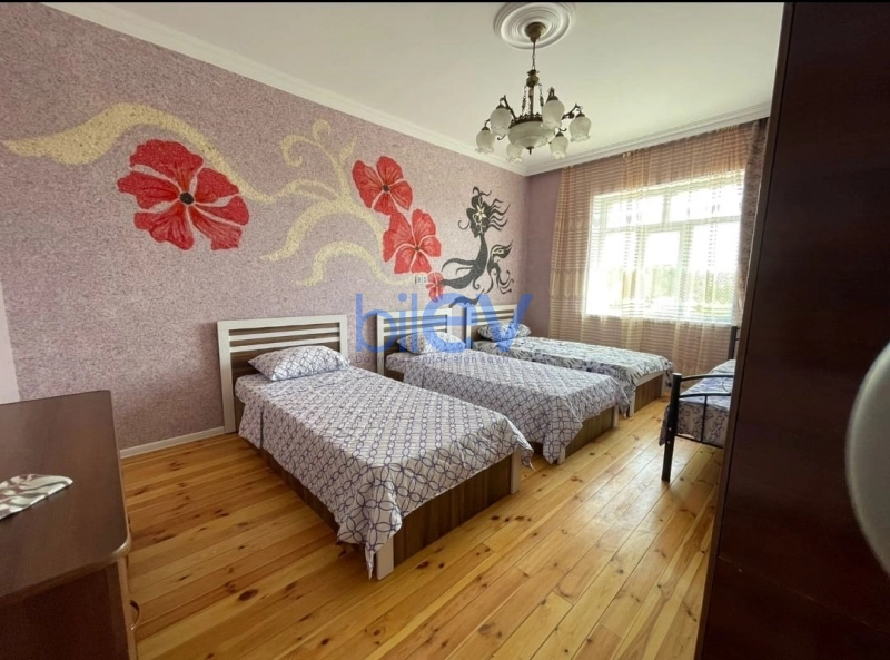 Günlük Kirayə 3 otaqlı Bağ evi  120m², Bakı