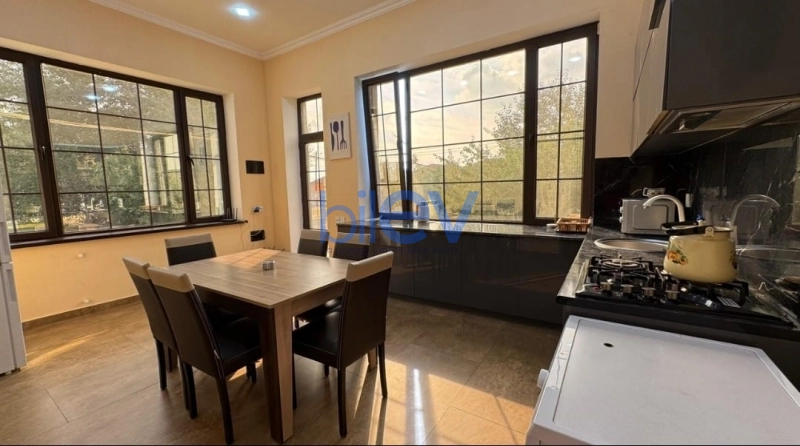 Günlük Kirayə 3 otaqlı Bağ evi  100m², Bakı