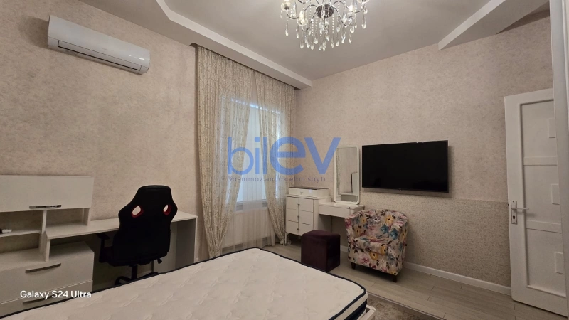 Aylıq Kirayə 6 otaqlı Bağ evi  350m², Bakı