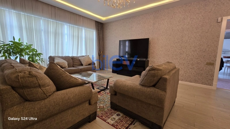 Aylıq Kirayə 6 otaqlı Bağ evi  350m², Bakı