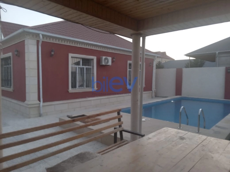 Aylıq Kirayə 4 otaqlı Bağ evi  160m², Bakı
