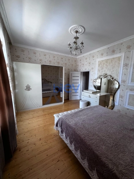 Aylıq Kirayə 4 otaqlı Bağ evi  160m², Bakı
