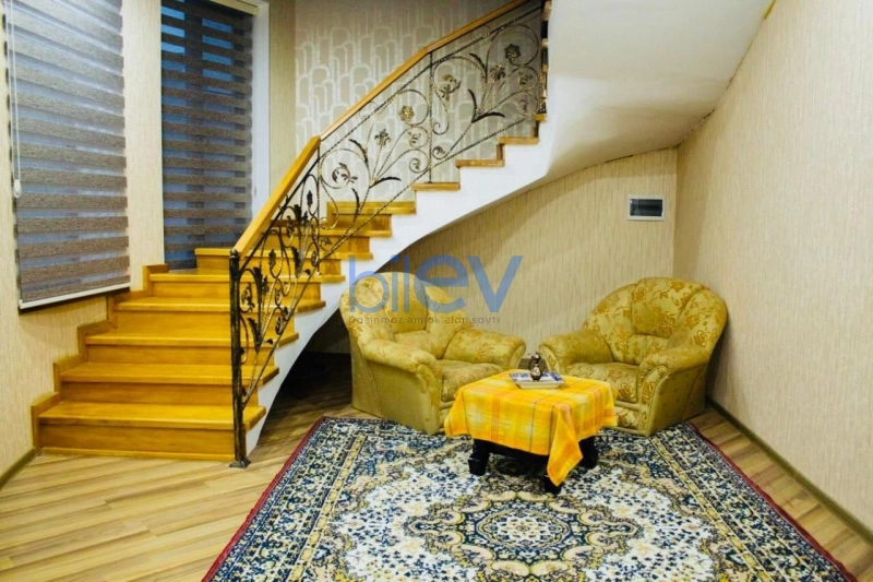 Günlük Kirayə 5 otaqlı Bağ evi  300m², Bakı