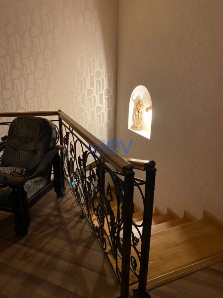 Günlük Kirayə 5 otaqlı Bağ evi  300m², Bakı