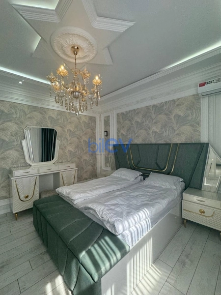Aylıq Kirayə 4 otaqlı Bağ evi  200m², Bakı