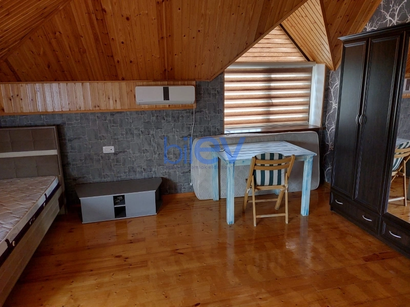 Aylıq Kirayə 6 otaqlı Bağ evi  220m², Bakı