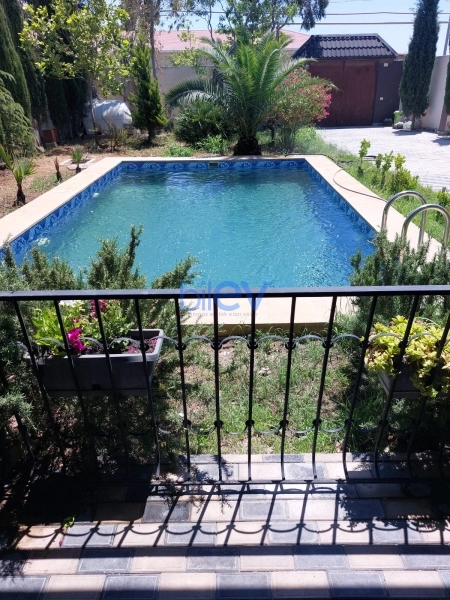 Aylıq Kirayə 6 otaqlı Bağ evi  220m², Bakı