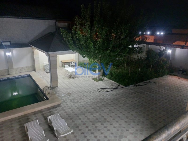 Günlük Kirayə 5 otaqlı Bağ evi  160m², Bakı
