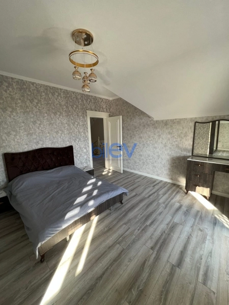 Günlük Kirayə 4 otaqlı Bağ evi  140m², Bakı