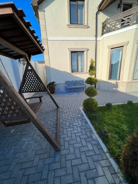 Günlük Kirayə 4 otaqlı Bağ evi  140m², Bakı