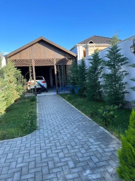 Günlük Kirayə 4 otaqlı Bağ evi  140m², Bakı