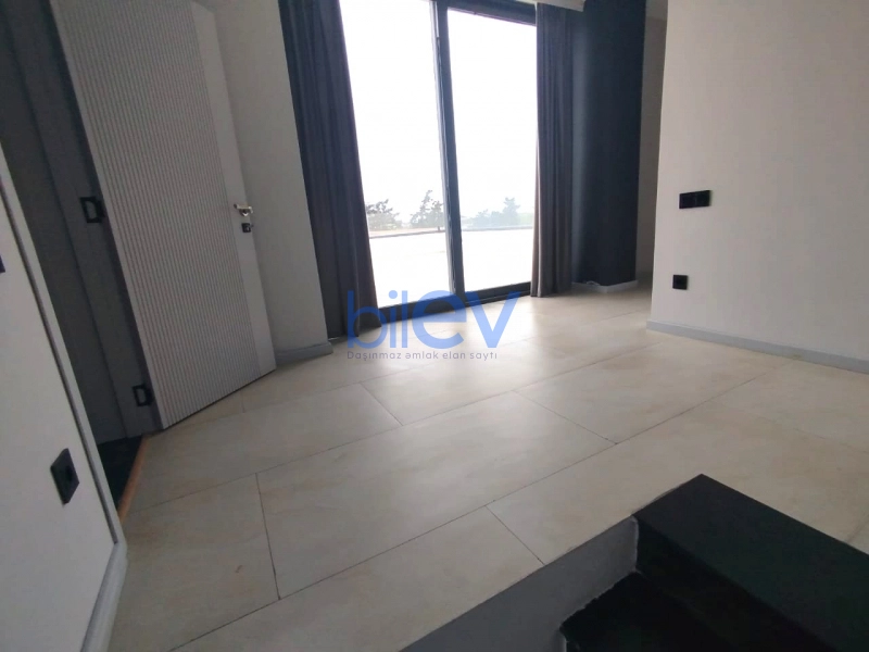 Günlük Kirayə 4 otaqlı Bağ evi  200m², Bakı