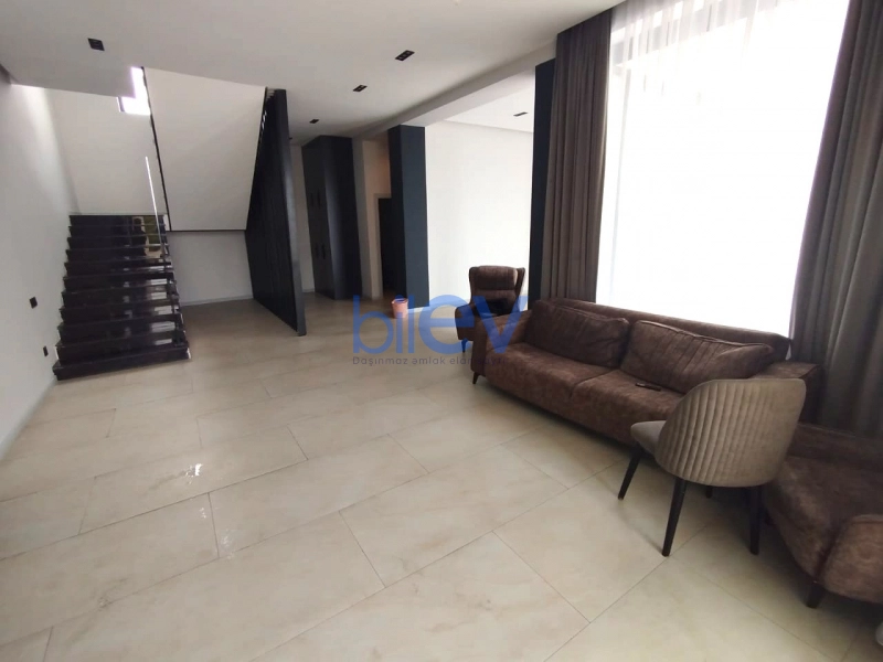 Günlük Kirayə 4 otaqlı Bağ evi  200m², Bakı