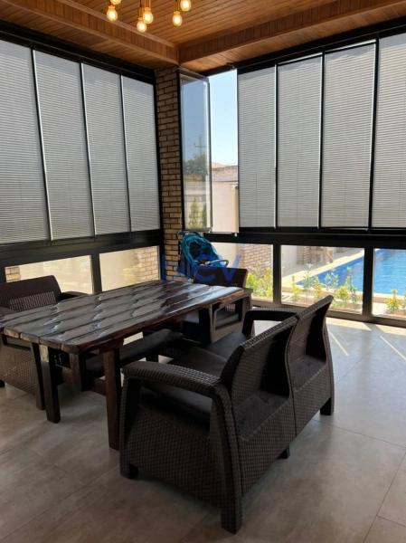 Günlük Kirayə 4 otaqlı Bağ evi  160m², Bakı