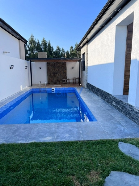 Günlük Kirayə 4 otaqlı Bağ evi  140m², Bakı