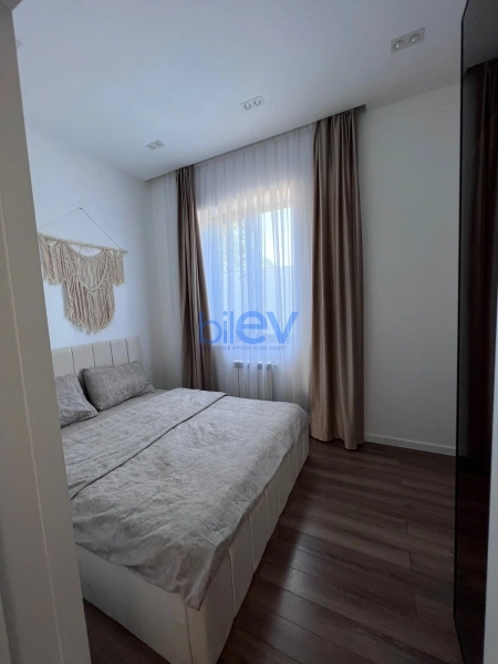 Günlük Kirayə 4 otaqlı Bağ evi  140m², Bakı