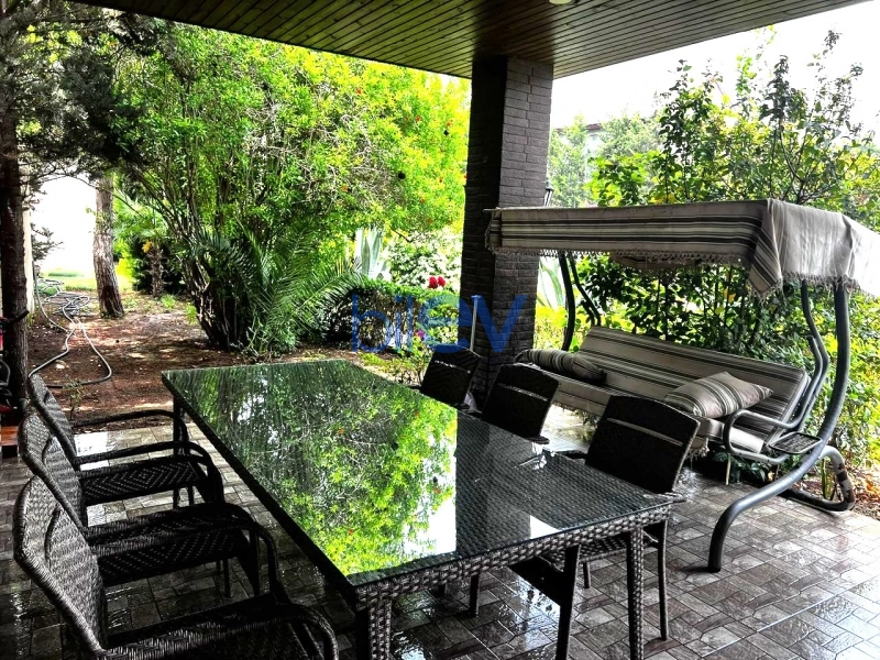 Aylıq Kirayə 4 otaqlı Bağ evi  250m², Bakı