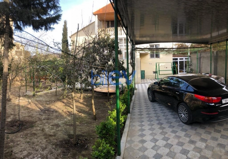 Aylıq Kirayə 6 otaqlı Bağ evi  200m², Bakı
