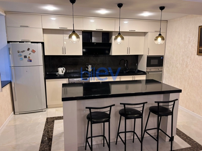 Aylıq Kirayə 6 otaqlı Bağ evi  350m², Bakı