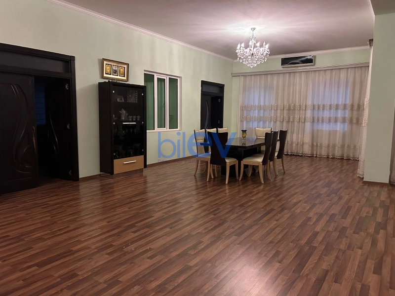 Aylıq Kirayə 6 otaqlı Bağ evi  350m², Bakı