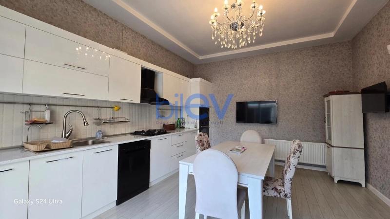 Aylıq Kirayə 5 otaqlı Bağ evi  190m², Bakı