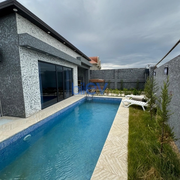 Aylıq Kirayə 4 otaqlı Bağ evi  130m², Bakı