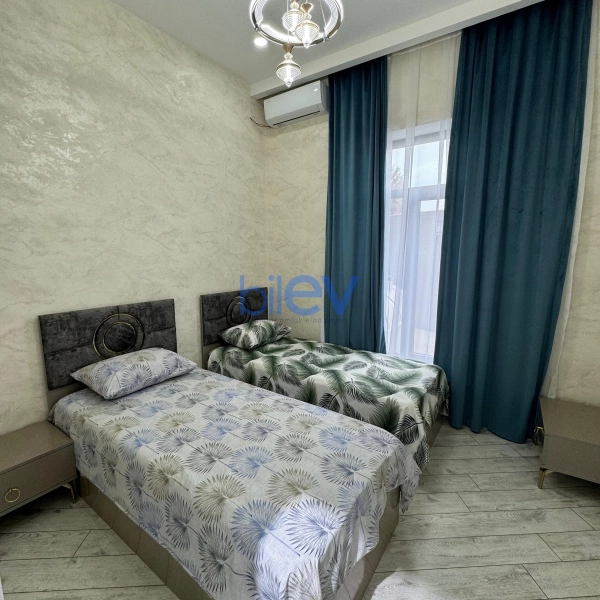 Aylıq Kirayə 4 otaqlı Bağ evi  130m², Bakı