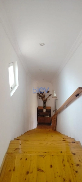 Aylıq Kirayə 5 otaqlı Bağ evi  200m², Bakı