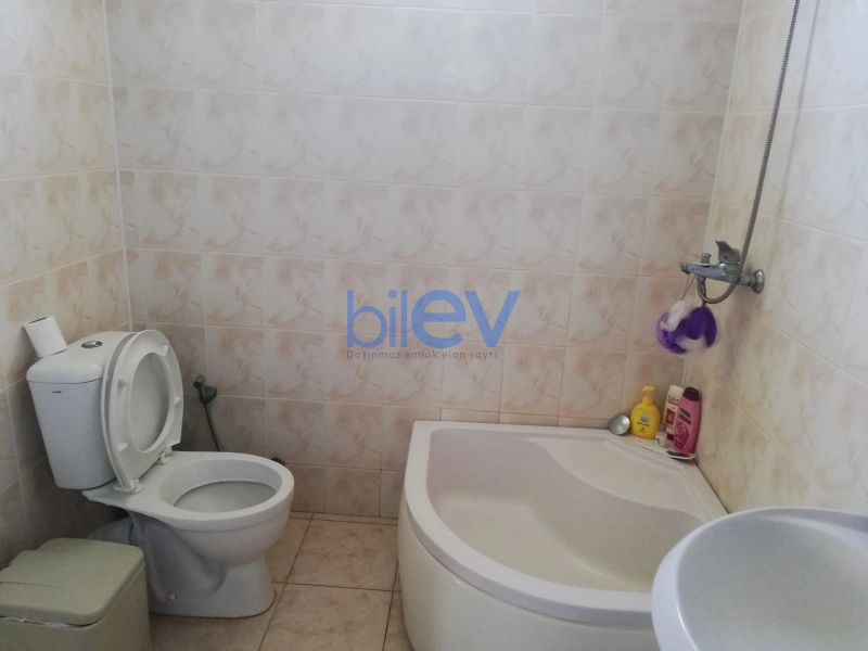 Aylıq Kirayə 5 otaqlı Bağ evi  200m², Bakı