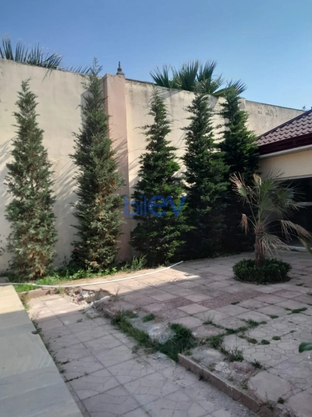 Aylıq Kirayə 5 otaqlı Bağ evi  300m², Bakı