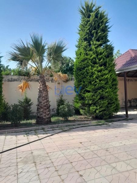 Aylıq Kirayə 5 otaqlı Bağ evi  300m², Bakı