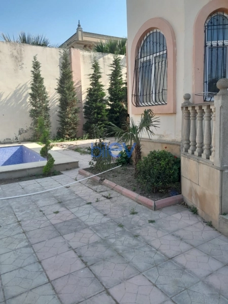 Aylıq Kirayə 5 otaqlı Bağ evi  300m², Bakı