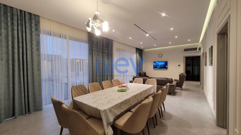 Günlük Kirayə 4 otaqlı Bağ evi  315m², Bakı
