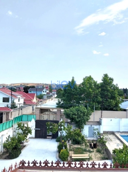 Aylıq Kirayə 4 otaqlı Bağ evi  250m², Bakı