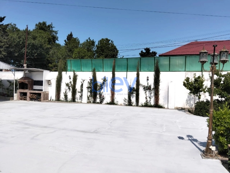 Aylıq Kirayə 4 otaqlı Bağ evi  250m², Bakı