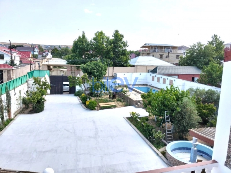 Aylıq Kirayə 4 otaqlı Bağ evi  250m², Bakı