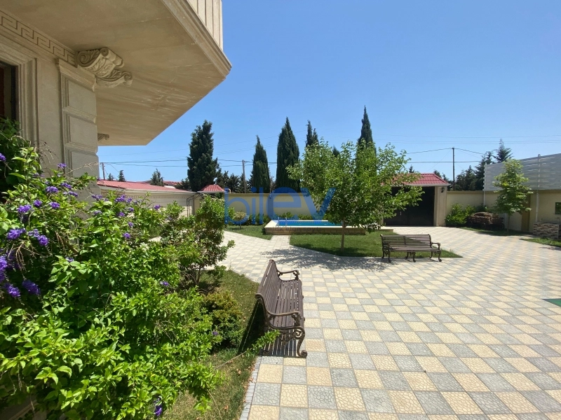 Aylıq Kirayə 7 otaqlı Bağ evi  300m², Bakı