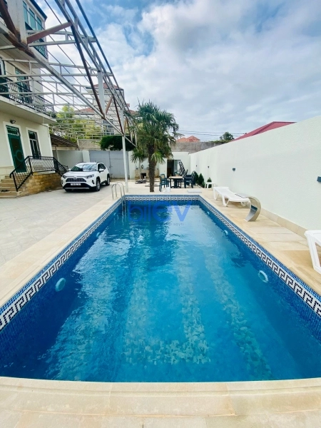 Aylıq Kirayə 4 otaqlı Bağ evi  200m², Bakı