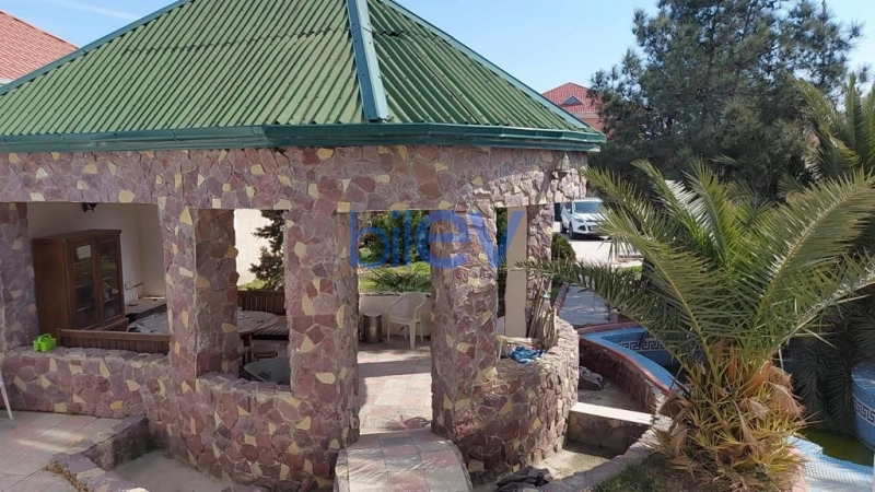 Aylıq Kirayə 5 otaqlı Bağ evi  240m², Bakı