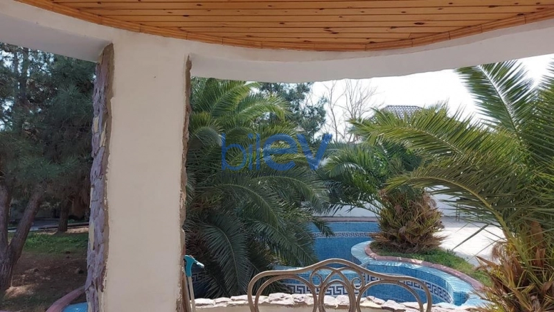 Aylıq Kirayə 5 otaqlı Bağ evi  240m², Bakı
