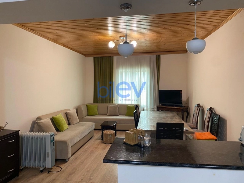 Aylıq Kirayə 5 otaqlı Bağ evi  240m², Bakı